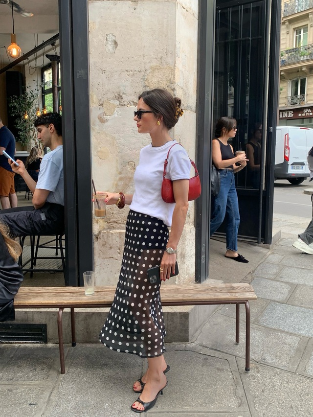 5 Mẫu gi&agrave;y Ph&aacute;p gi&uacute;p phối đồ với v&aacute;y th&ecirc;m sang trọng v&agrave; t&ocirc;n d&aacute;ng m&ugrave;a h&egrave; 2026 - Ảnh 8.