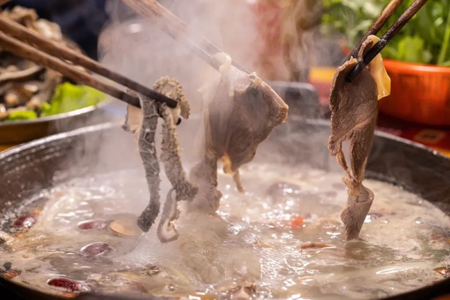 Vợ ung thư dạ d&agrave;y, 4 năm sau chồng cũng mắc: B&aacute;c sĩ n&oacute;i: Thủ phạm kh&ocirc;ng phải gen, kh&ocirc;ng phải số phận, m&agrave; l&agrave; c&aacute;i tủ lạnh trong nh&agrave; - Ảnh 3.