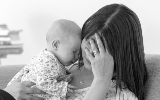 Thứ thực sự khiến phụ nữ gục ngã, chưa bao giờ là việc sinh con, mà là những ngày tháng sau khi sinh - Ảnh 1.