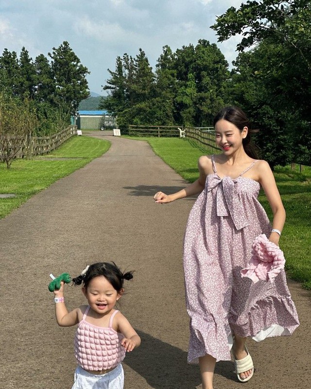 Khi trẻ hỏi: “Mẹ ơi, con từ đâu đến?”, câu trả lời của mẹ có thể ảnh hưởng cả đời con - Ảnh 3.