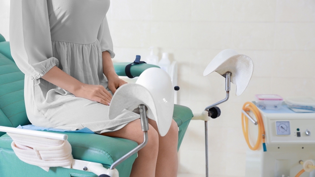 Nữ Việt kiều 51 tuổi vượt qua “cơn bão” mãn kinh nhờ quyết định về nước điều trị - Ảnh 2.