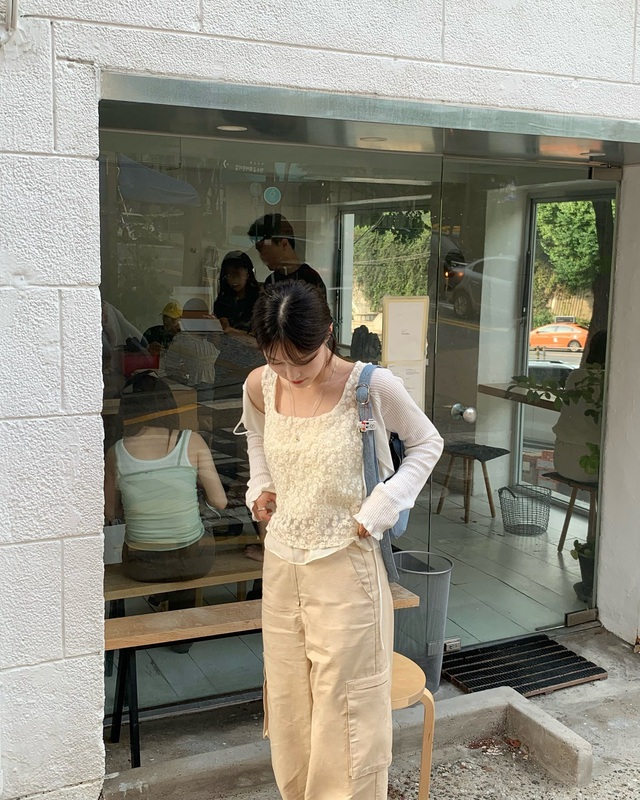 5 M&oacute;n đồ trẻ trung gi&uacute;p bạn hack tuổi v&agrave; mặc đẹp mọi l&uacute;c mọi nơi - Ảnh 7.