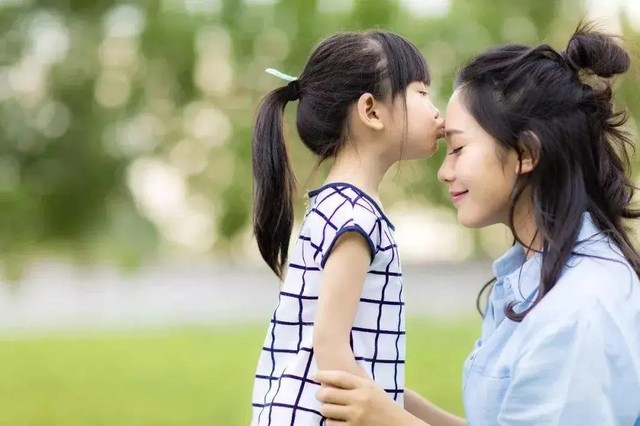 Gia đình chỉ có con gái, không có con trai, có thật là "tuyệt tự" không?  - Ảnh 1.