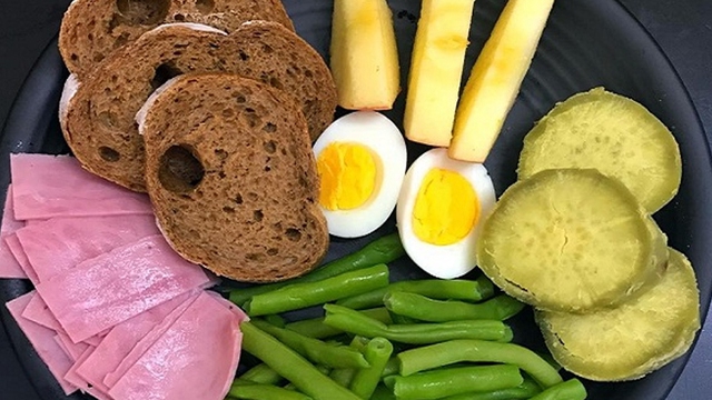 Giảm cân mãi không thành? Có thể bạn đang ăn sai món “healthy” này mỗi ngày - Ảnh 5.