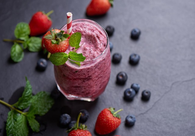 Đang m&ugrave;a việt quất, nhưng người mắc 5 bệnh n&agrave;y tốt nhất đừng ăn t&ugrave;y tiện - Ảnh 2.