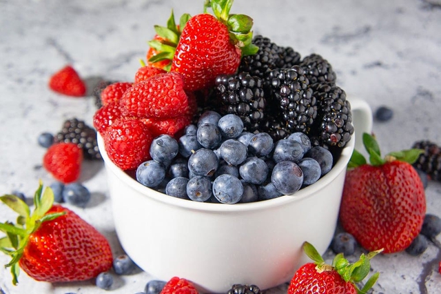 Ai cũng nghĩ phải tốn tiền mới trẻ l&acirc;u, nhưng sự thật lại nằm ở những m&oacute;n ăn quen thuộc n&agrave;y - Ảnh 1.