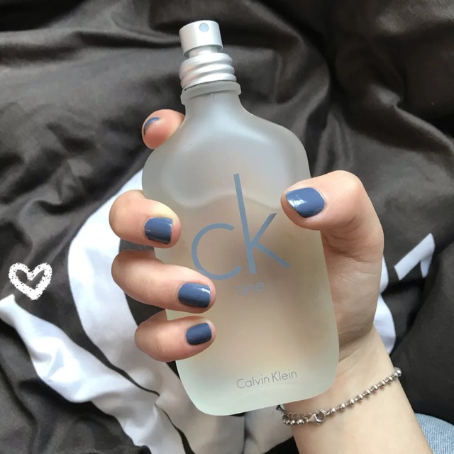 Đổi vận may với 8 lọ nước hoa vỏ cam chanh h&uacute;t lộc dễ chịu năm 2026 - Ảnh 13.