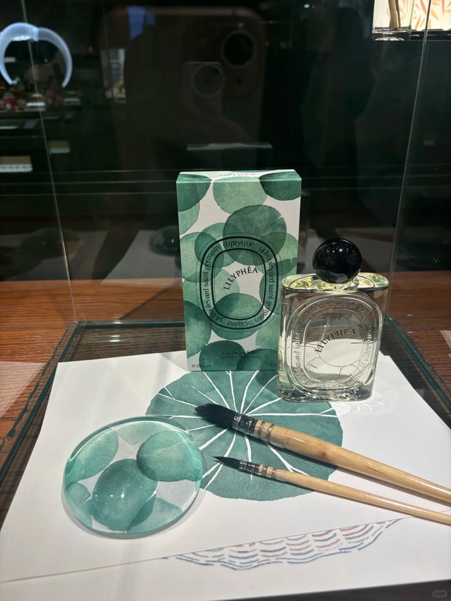 Đổi vận may với 8 lọ nước hoa vỏ cam chanh h&uacute;t lộc dễ chịu năm 2026 - Ảnh 11.