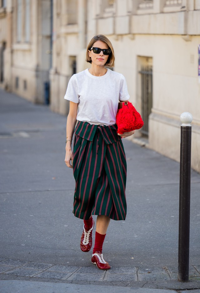 Gi&agrave;y độn đế l&ecirc;n ng&ocirc;i: Xu hướng Thời trang m&ugrave;a H&egrave; 2026 cho phong c&aacute;ch đẳng cấp - Ảnh 7.