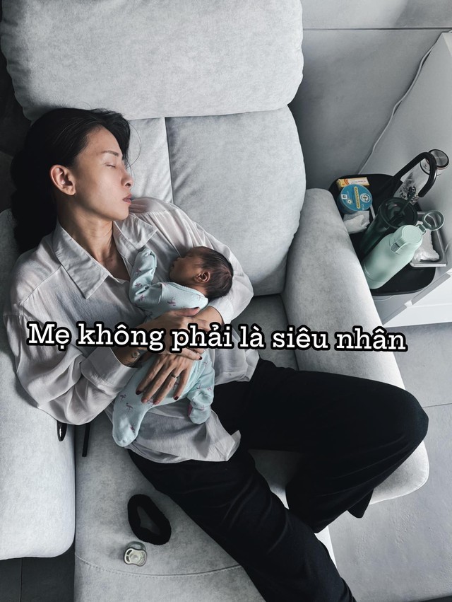 Ngô Thanh Vân sau 8 tháng sinh con: Ngủ gục trên ghế, xót xa thừa nhận "kỳ tích sinh học" tàn phá cơ thể thế nào? - Ảnh 1.