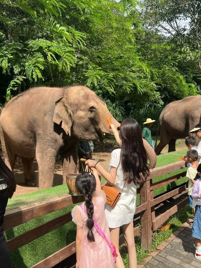 Muốn nuôi dạy một đứa trẻ nội tâm mạnh mẽ, cảm xúc ổn định, cha mẹ nên thường xuyên nói những câu này - Ảnh 3.