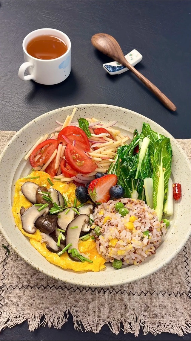 7 Bữa cơm một đĩa gọn nhẹ cho v&ograve;ng eo thon trong năm 2026 - Ảnh 7.