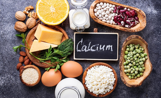 Đừng bỏ qua dấu hiệu thiếu canxi ở trẻ nhỏ: 4 tác hại cần cảnh giác và cách bổ sung đúng cách - Ảnh 3.