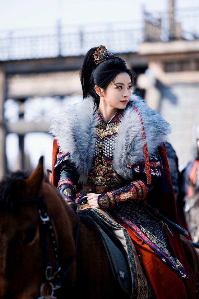 Bảng xếp hạng "Nữ tướng quân xịn" nhất màn ảnh Hoa ngữ: Triệu Lệ Dĩnh vắng mặt, Lưu Diệc Phi còn thua cái tên này - Ảnh 5.