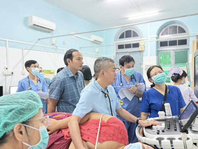Nở rộ dịch vụ xét nghiệm tại nhà, chuyên gia nhắc 4 điều để tránh