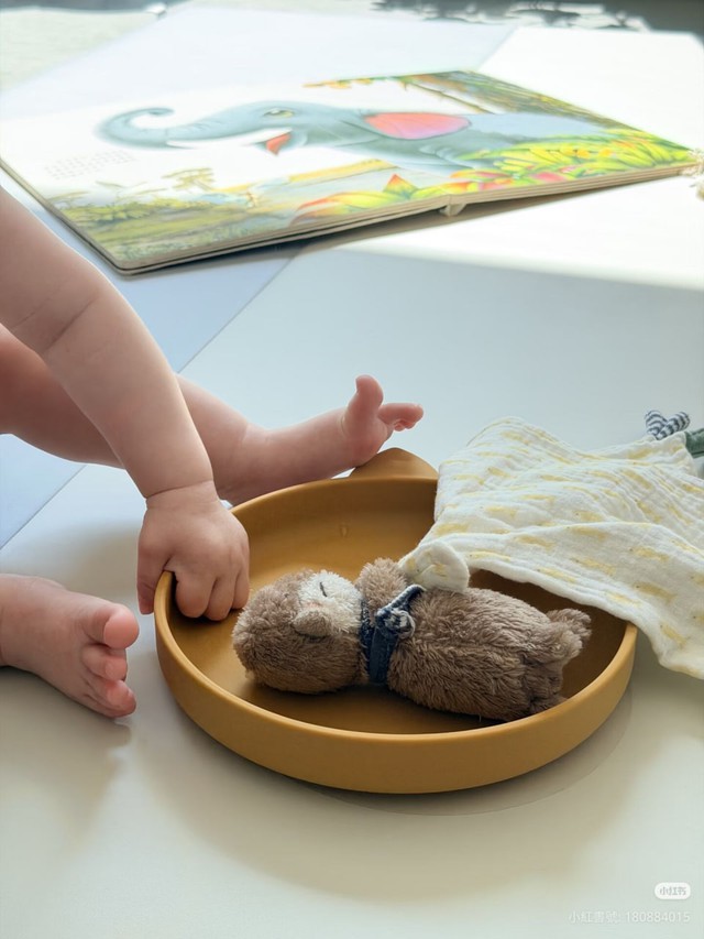Hà Tuệ hiếm hoi đăng ảnh ấm áp bên con trai của mình và Trần Vỹ Đình trong Ngày của Mẹ - Ảnh 2.