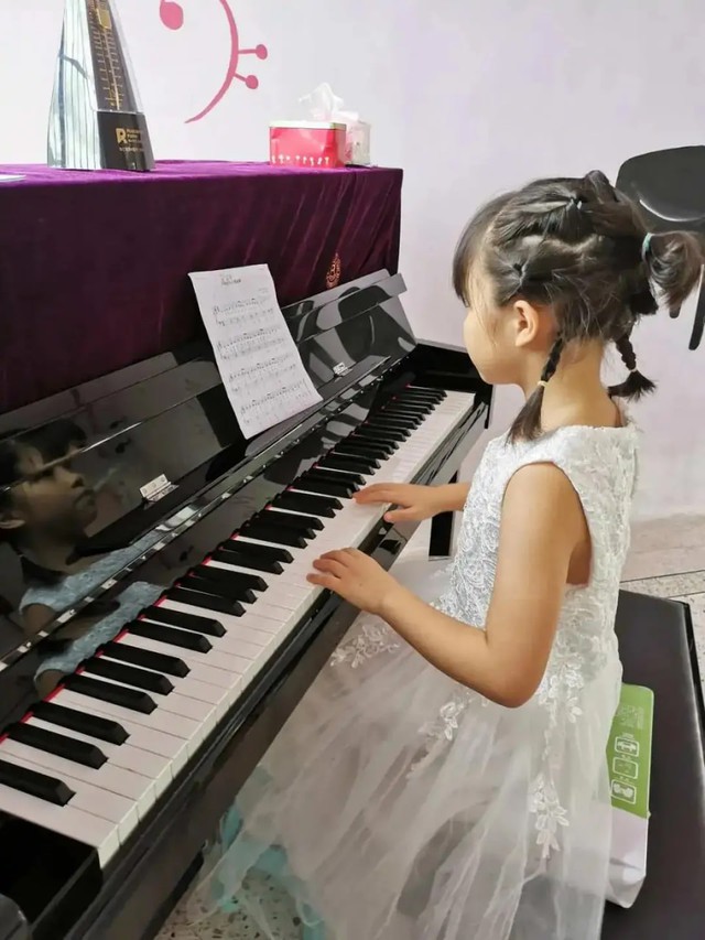 Bố coi trọng 3 điều này, con cái thường sẽ ưu tú - Ảnh 1.