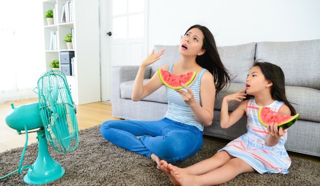 Thời tiết nắng nóng mà ăn uống kiểu này: Hỏi sao 