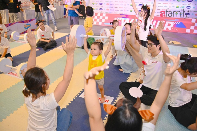 Tiny Steps chặng II: Hơn 1000 gia đ&igrave;nh c&ugrave;ng tạo n&ecirc;n ng&agrave;y hội bỉm sữa s&ocirc;i động tại H&agrave; Nội  - Ảnh 5.