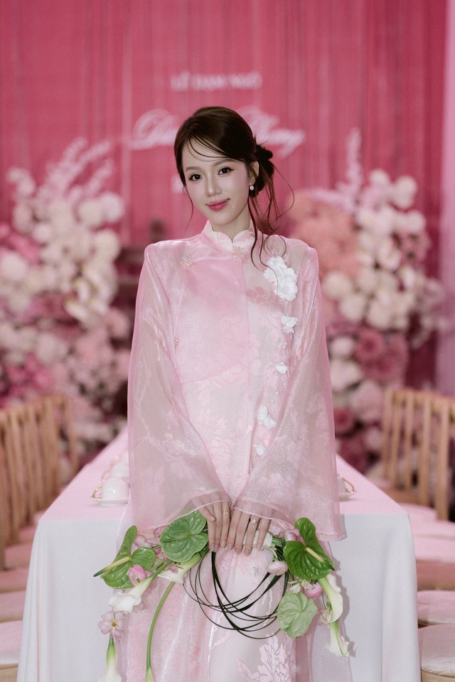 C&ocirc; d&acirc;u 27 tuổi viral TikTok v&igrave; gu thẩm mỹ xịn: Đời thường cực xinh, style si&ecirc;u cuốn - Ảnh 2.