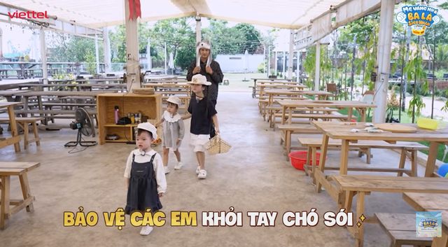 Con g&aacute;i lớn nh&agrave; Trương Mỹ Nh&acirc;n g&acirc;y sốt: Ngoại h&igrave;nh mong manh như thi&ecirc;n thần, mới 6 tuổi đ&atilde; ra d&aacute;ng chị cả, bảo vệ c&aacute;c em đến c&ugrave;ng- Ảnh 10.