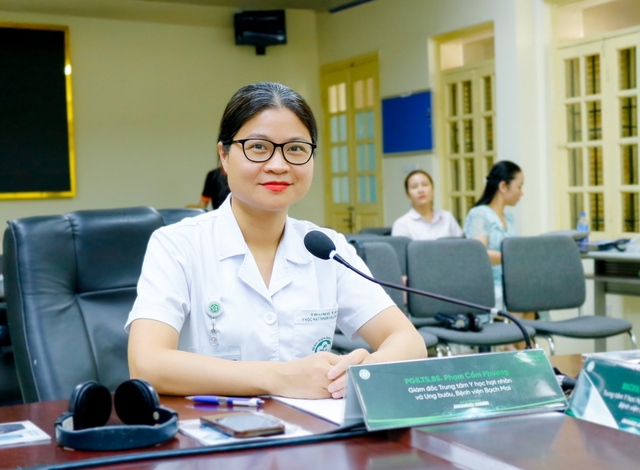 Chuyên gia Ung thư bệnh viện Bạch Mai hướng dẫn chi tiết 5 phút tự khám ngực tại nhà để phát hiện sớm ung thư vú - Ảnh 3.
