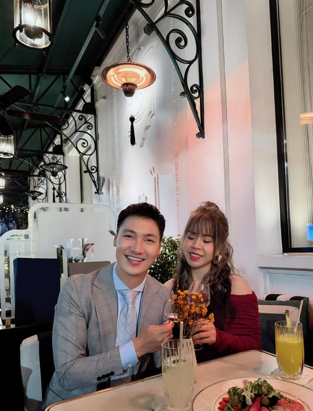 "Soái ca giờ vàng" sở hữu gia tài phim ảnh đồ sộ: Đi qua hai thập kỷ thanh xuân cùng mối tình đầu, dành trọn tâm huyết cho "vai diễn suốt đời" mang tên Làm Cha - Ảnh 3.
