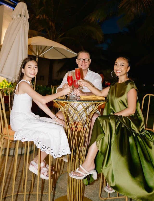 Đoan Trang: Hạnh ph&uacute;c gia đ&igrave;nh v&agrave; con g&aacute;i tự lập giữa nền văn h&oacute;a kh&aacute;c biệt - Ảnh 7.