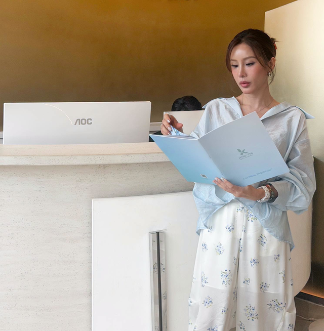 Nh&igrave;n lại ảnh 10 năm trước của m&igrave;nh, Hoa hậu Thu Ho&agrave;i n&oacute;i một c&acirc;u khiến nhiều phụ nữ giật m&igrave;nh  - Ảnh 3.