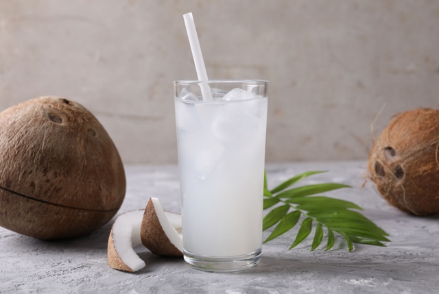 B&iacute; quyết bổ sung nước của Vương phi Kate v&agrave; lời cảnh b&aacute;o từ chuy&ecirc;n gia: Một nh&oacute;m người tuyệt đối kh&ocirc;ng n&ecirc;n uống v&igrave; nguy cơ loạn nhịp tim - Ảnh 4.