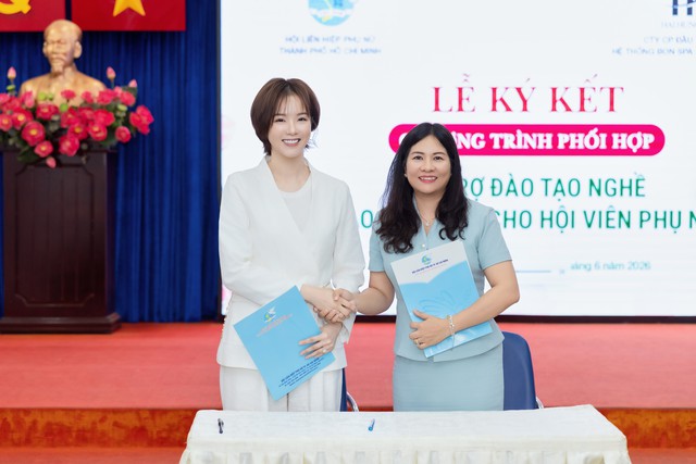 Hội LHPN TPHCM ký kết hợp tác cùng BON Spa, khai giảng khóa học nghề cho phụ nữ có hoàn cảnh khó khăn - Ảnh 2.