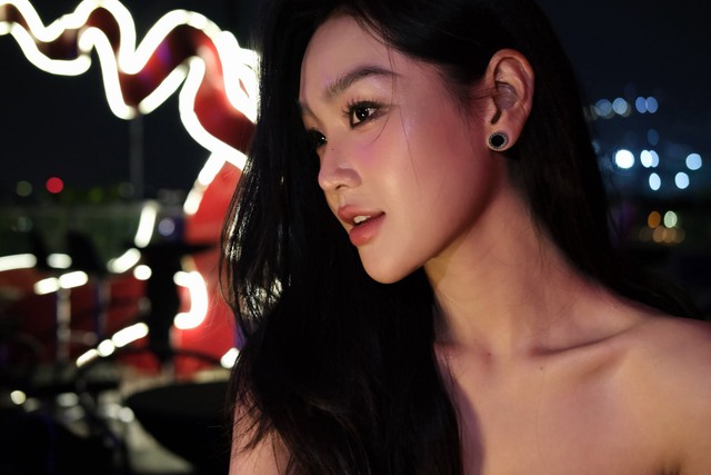 Cù Thị Trà Từ tiểu tam trở thành ẩn số phim Lửa trắng trong hậu trường điện ảnh 2026 - Ảnh 4. Cù Thị Trà Từ tiểu tam trở thành ẩn số phim Lửa trắng trong hậu trường điện ảnh 2026 - Ảnh 4.