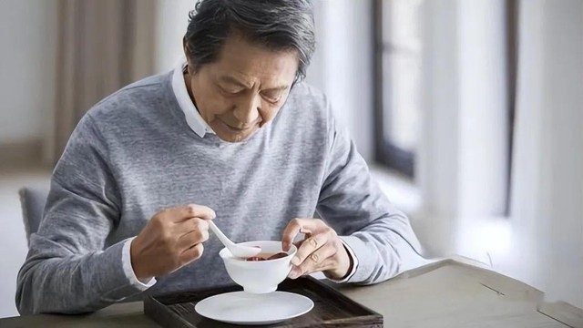 Đại học Harvard đã có 1 khám phá đáng kinh ngạc: Những người sống lâu không phải nhờ tập thể dục nhiều hơn, mà dựa vào 4 điểm này! - Ảnh 3.
