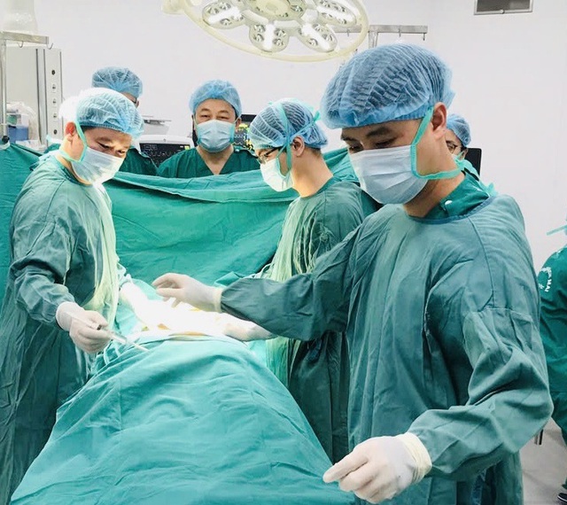 Hai bệnh nhân đột quỵ được cứu trong 