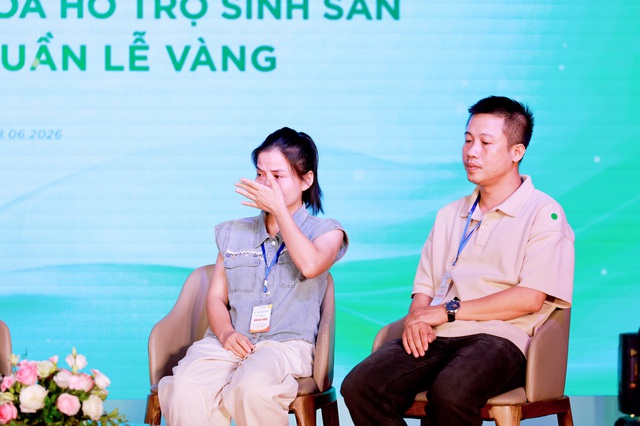 13 năm chờ một cuộc điện thoại, 12 năm đổi bằng nước mắt: Ngày trở lại của những em bé từng được 