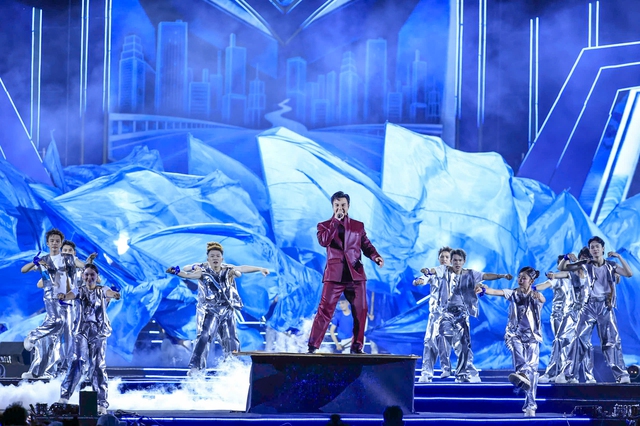 Hơn 20.000 khán giả bùng nổ trong Concert Thanh Xuân - Ảnh 11.