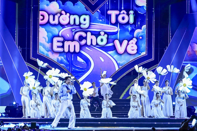 Hơn 20.000 khán giả bùng nổ trong Concert Thanh Xuân - Ảnh 13.