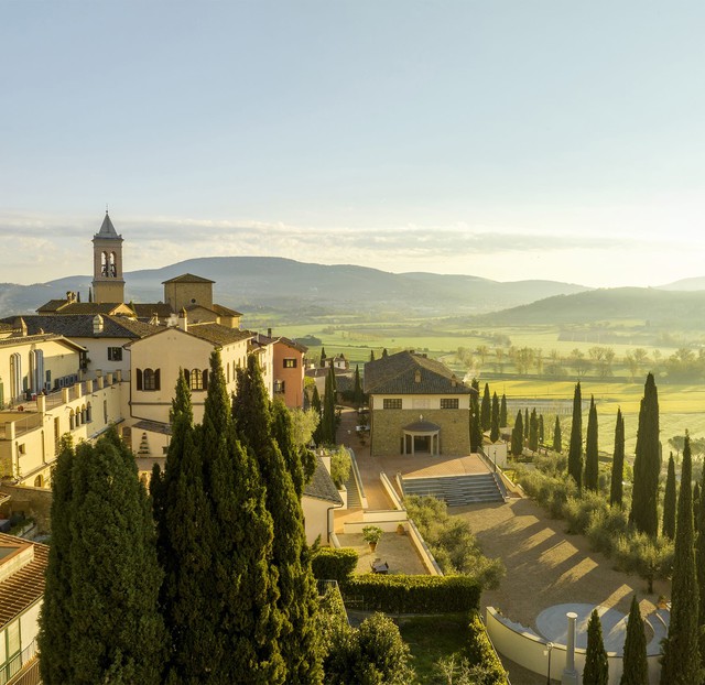 Bước qua thời của những chiếc túi hiệu Birkin: "Chỗ ngồi đặc quyền" trở thành thứ xa xỉ mới của giới siêu giàu châu Á - Ảnh 4.