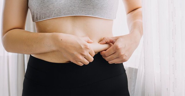 Nghiện ăn đ&ecirc;m khiến cơ thể bật chế độ t&iacute;ch mỡ, b&aacute;c sĩ chỉ ra 2 m&oacute;n cứu c&aacute;nh - Ảnh 2.