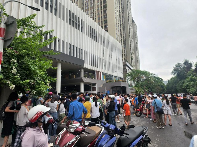 Ng&ocirc;i trường 