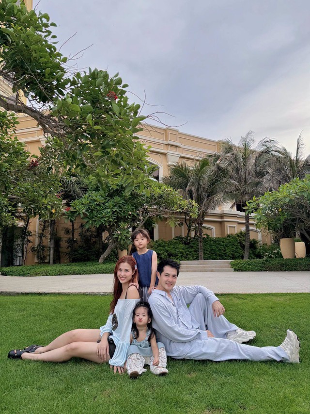 Cuộc sống viên mãn của Đông Nhi và Ông Cao Thắng: Hậu trường hạnh phúc trong showbiz - Ảnh 18.