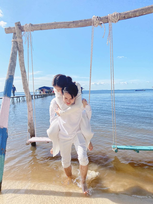 Cuộc sống viên mãn của Đông Nhi và Ông Cao Thắng: Hậu trường hạnh phúc trong showbiz - Ảnh 7.