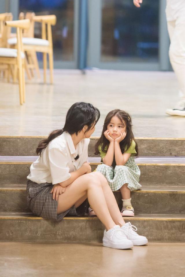 Làm sao để cùng con đi qua những giông bão cảm xúc? - Ảnh 3.