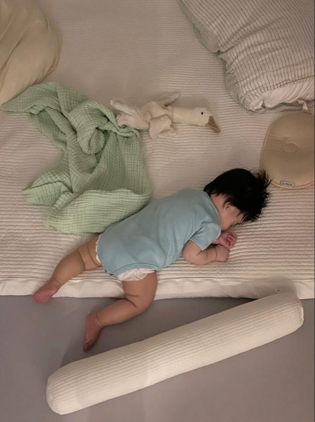Trẻ nhỏ thích