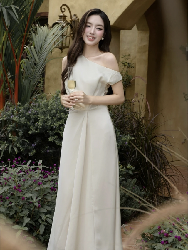 Đẹp, cao sang như H&agrave; Tăng khi h&oacute;a th&acirc;n th&agrave;nh 