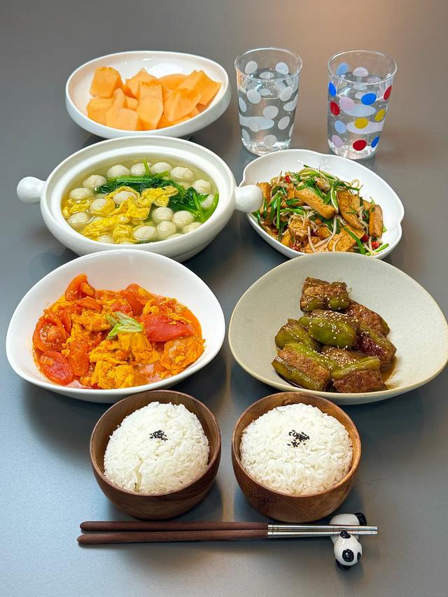 Thực đơn cơm nh&agrave; cho cả tuần kh&ocirc;ng tr&ugrave;ng m&oacute;n , dễ nấu v&agrave; ngon miệng - Ảnh 2.