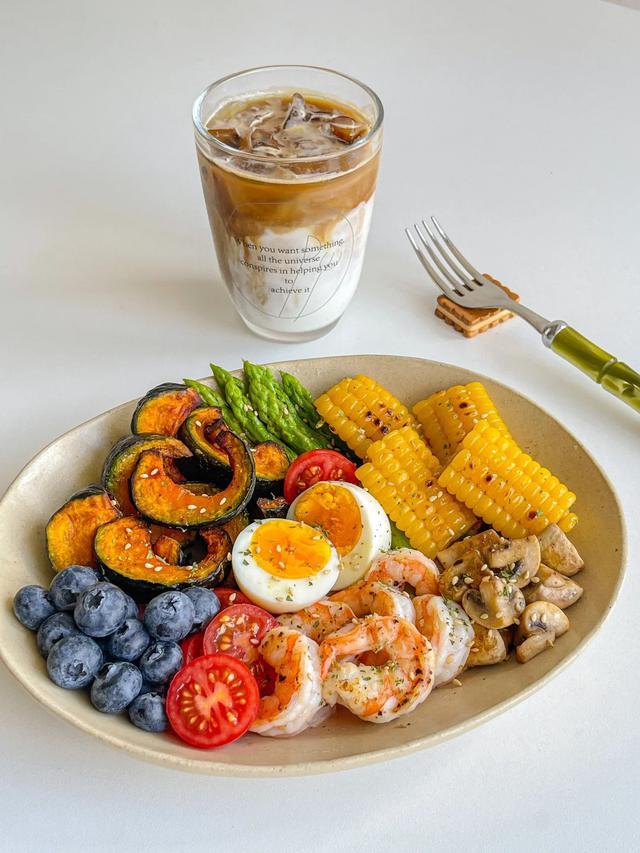 10 Thực đơn eat clean vừa ngon vừa đẹp mắt cho Một tuần bận rộn - Ảnh 2.
