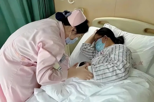 Sinh con ban ngày và sinh con ban đêm khác nhau thế nào? Không hề tâm linh, đây là 4 điểm khác nhau một trời một vực - Ảnh 3.