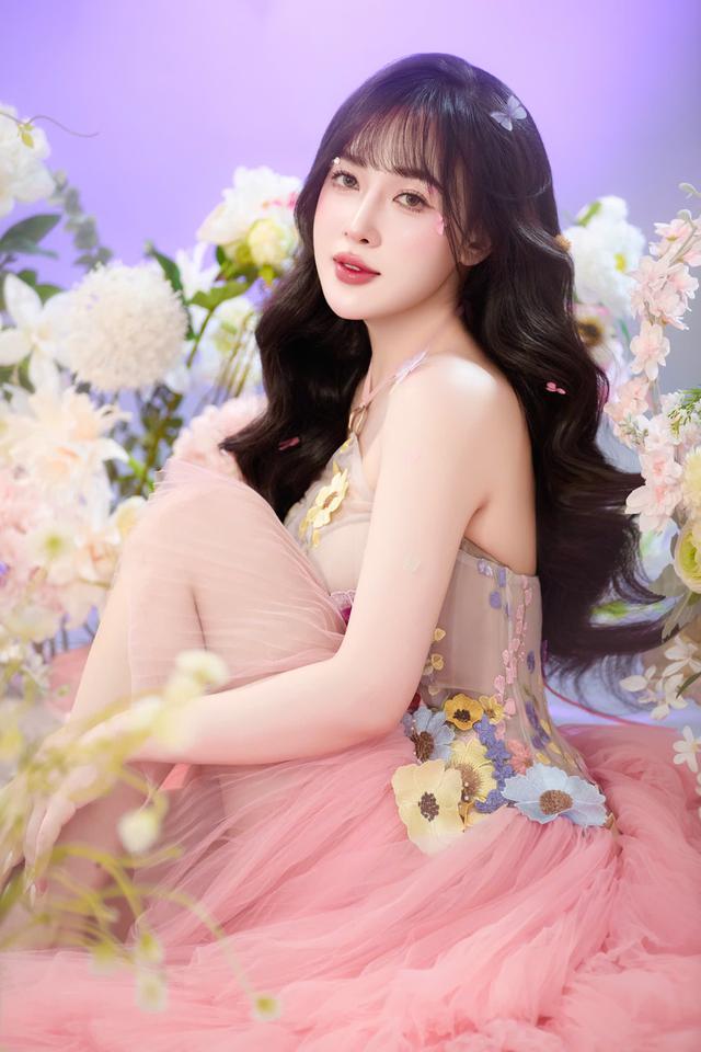 Nghệ sĩ Ngọc Sơn rơi nước mắt trước phần trình diễn Bông so đũa trắng của Yến Khoa - Ảnh 3.