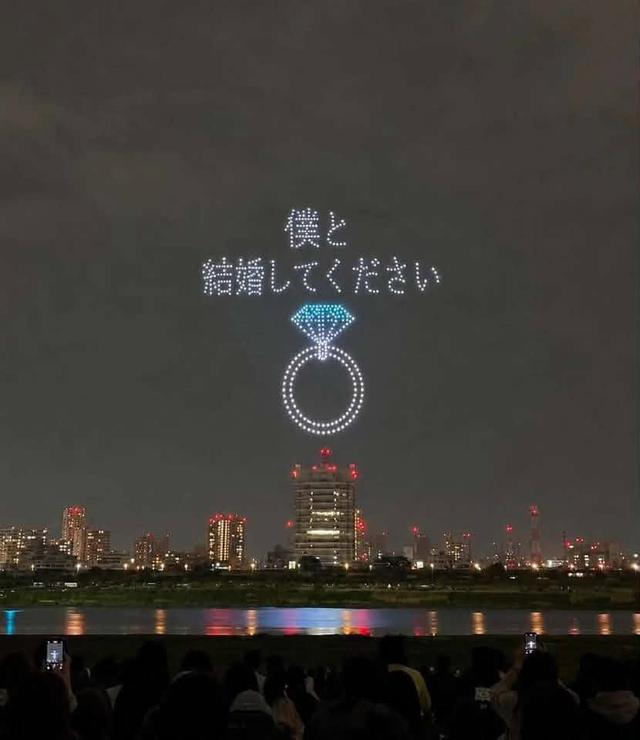 Mỹ nhân tỷ view, U50 nhan sắc phát sáng giữa World Cup 2026: Mất một cuộc tình nhưng thắng cả thế giới - Ảnh 1.